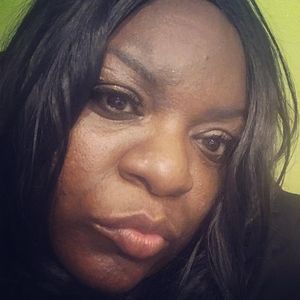 Meet your Posher, Monica